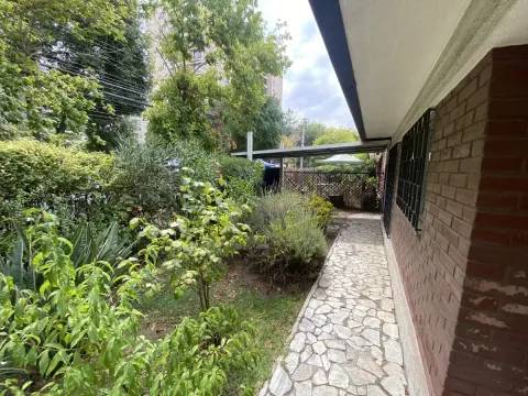 Casa En Excelente Ubicación Residencial De Ñuñoa.