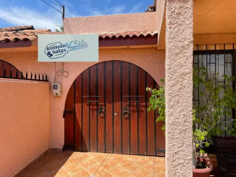 Se Vende Villa Campus, Macul, 4d 3b + Pyb Serv  3 E