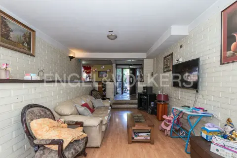 Foto 16 de 60